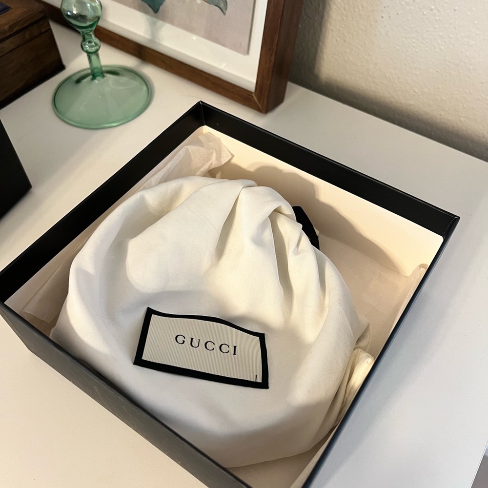 Authentic Gucci Belt - Picture 3 of 12